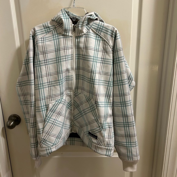 Patagonia Slopestyle hoodie jacket🤍 - Picture 2 of 7